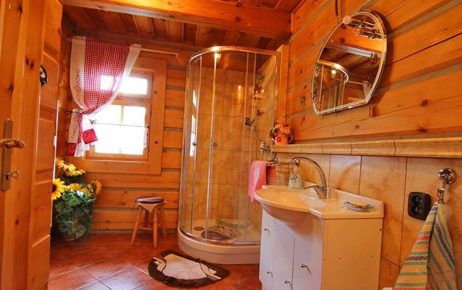 Kúpeľňa s toaletou, Drevenica Magduška, Osturňa