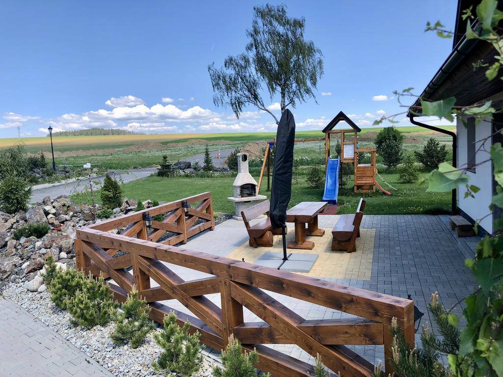 Terasa, Villa Manatt, Stará Lesná