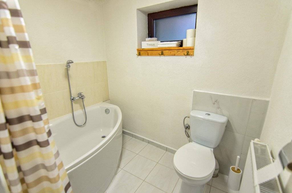 Kúpeľňa s toaletou, Chalupa Tomas, Ždiar