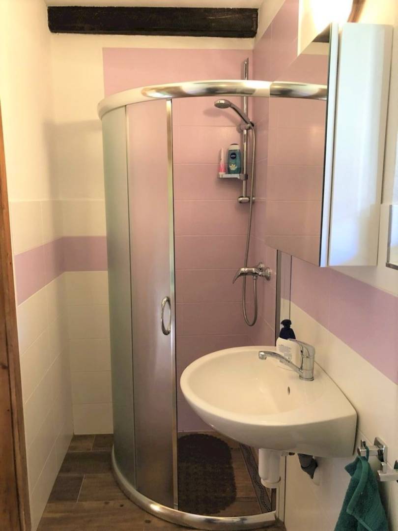 Kúpeľňa s toaletou, Čičmanská drevenica, Čičmany