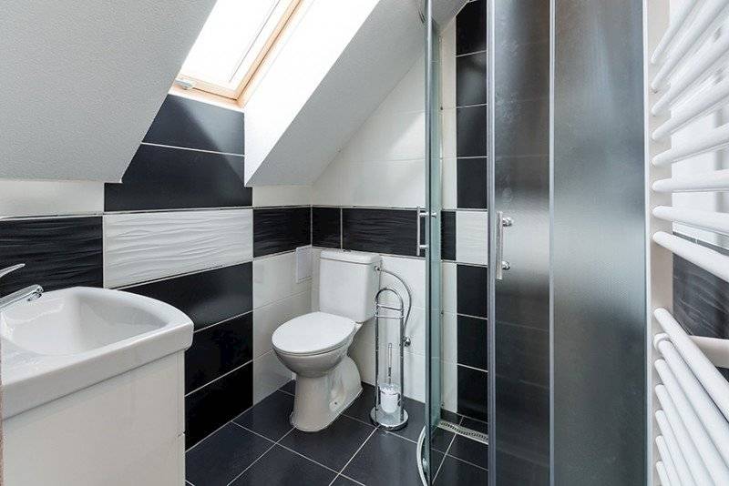 Kúpeľňa s toaletou, Chata Hajdukovo, Látky