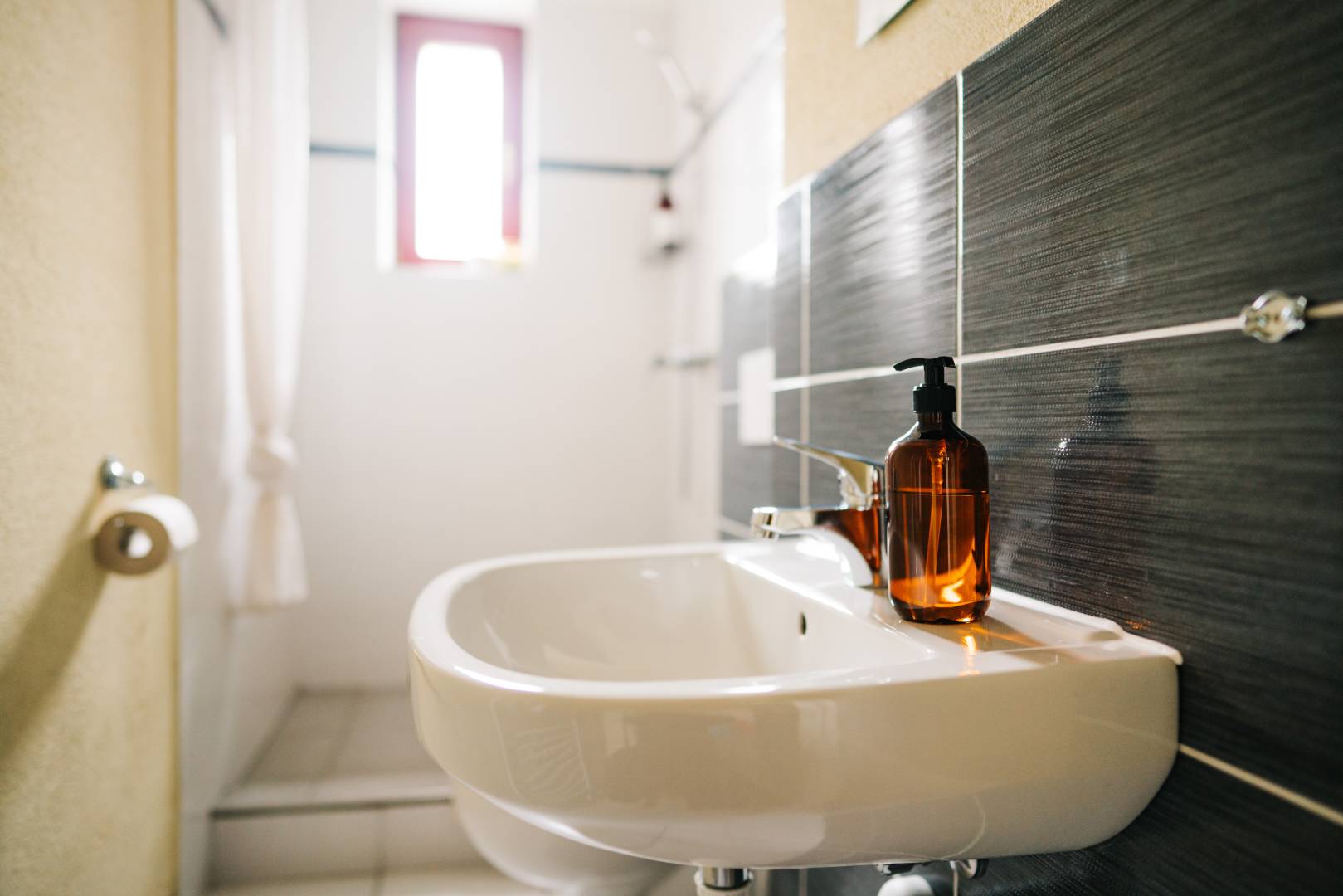 Kúpeľňa s toaletou, KAPINA - Dom Jasná, Liptovský Mikuláš