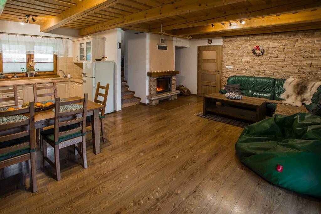 Obývačka, chata Raciborka, Oravský Podzámok