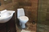 Kúpeľňa s toaletou, Kormanovska chata - Kyčera, Dlhá nad Kysucou
