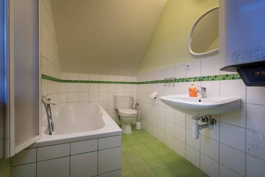 Kúpeľňa s toaletou, KAPINA - Dom Marko, Liptovská Sielnica