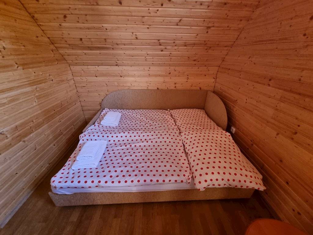 Spálňa, Zrub Kaška, Oščadnica