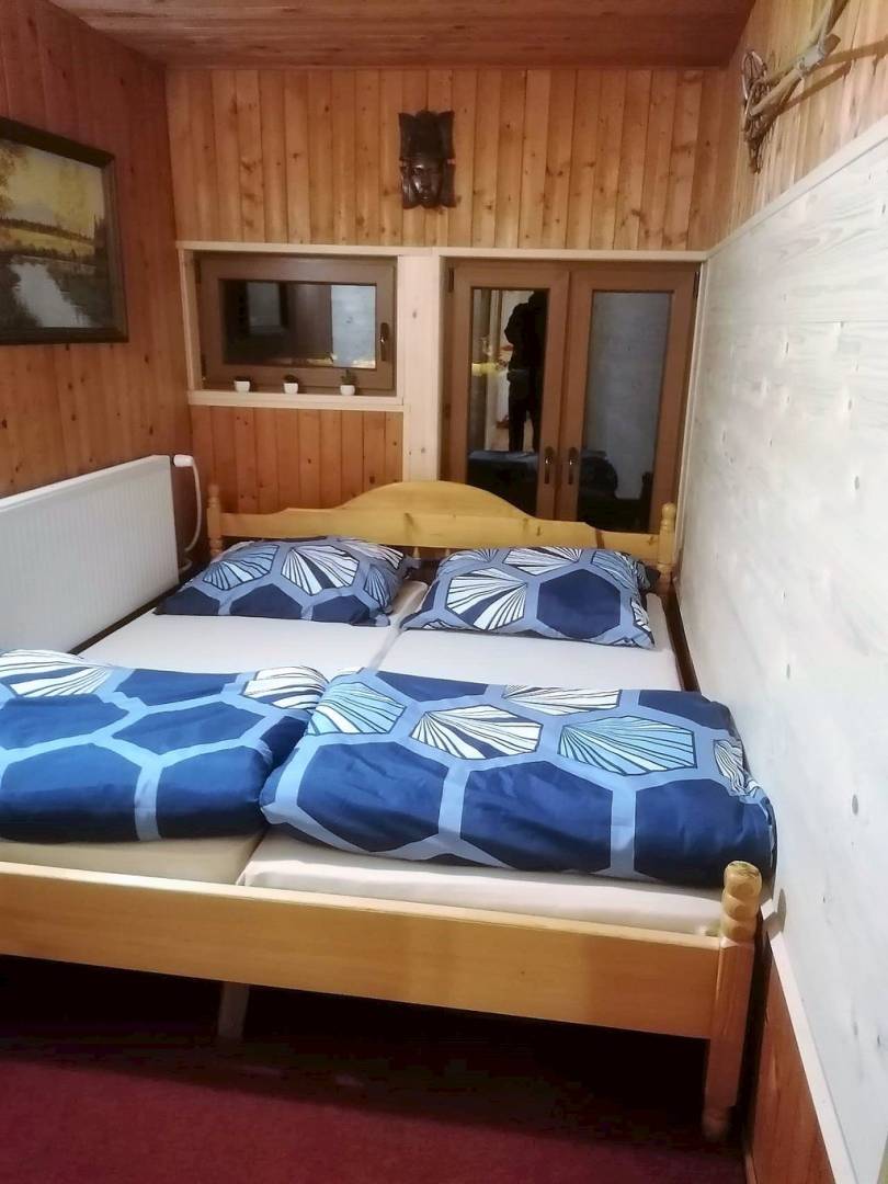 Spálňa, Chalupa pri splave, Staré Hamry