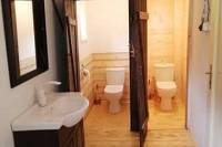 Samostatná toaleta, Chalupa pri splave, Staré Hamry