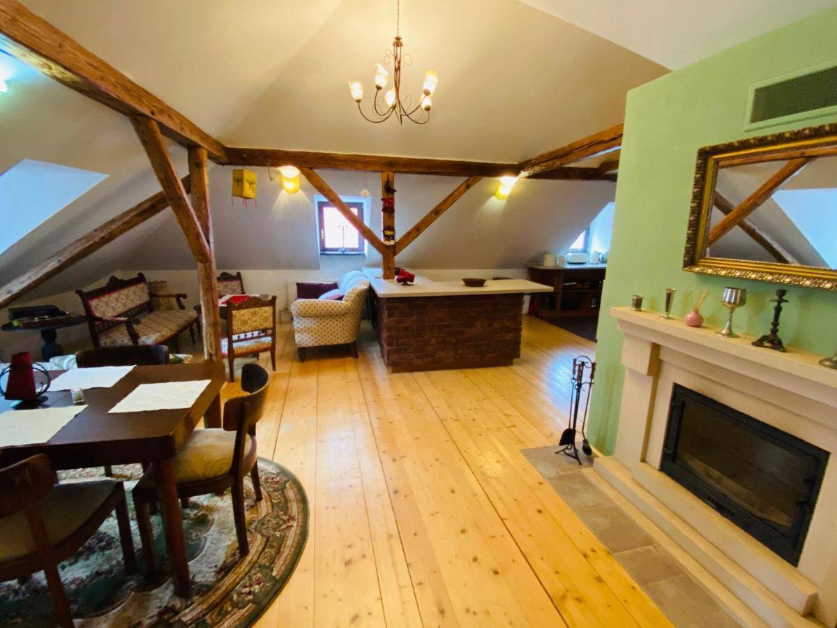 Obývačka, Libling Podkrovný****, Banská Štiavnica