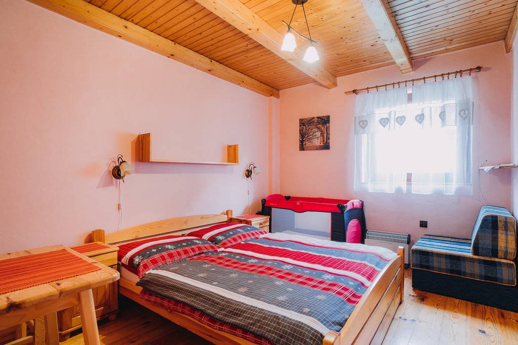 Spálňa, Rodinná chata Hybe, Hybe