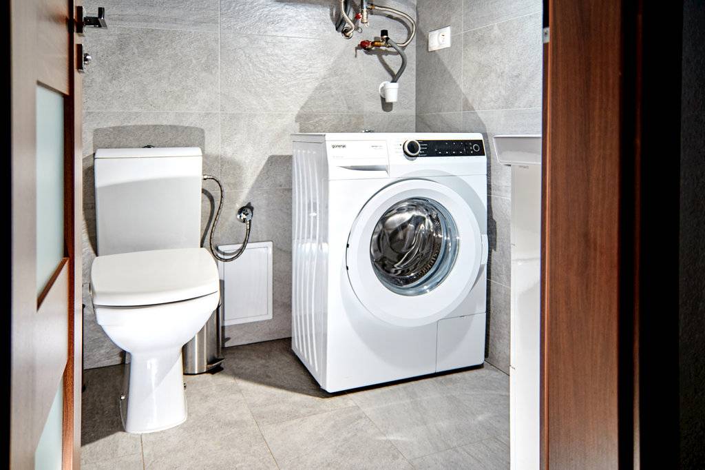 Kúpeľňa s toaletou, Holiday House SABALA 2, Stará Lesná