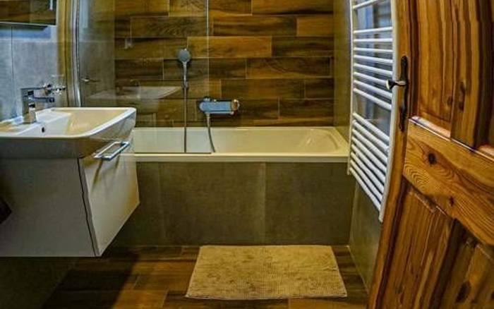 Kúpeľňa s toaletou, Chata Hozajda, Nový Hrozenkov