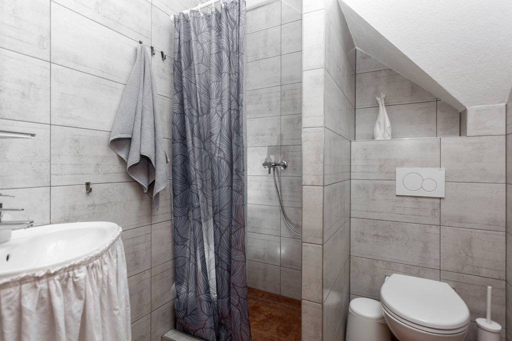 Kúpeľňa s toaletou, Chata Srdcovka (predtým Privat Bachledova dolina), Ždiar