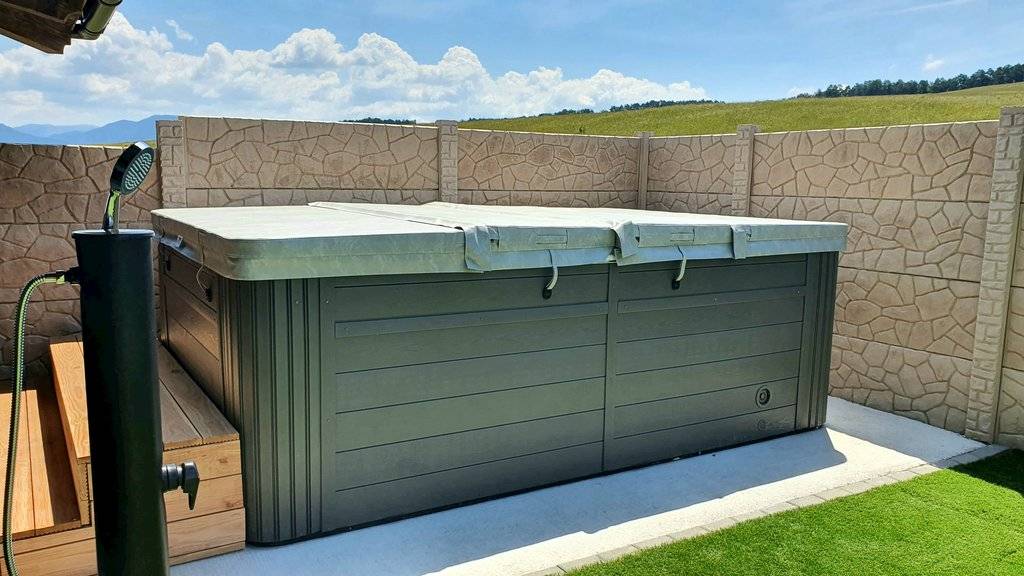 Wellness, Chalupa Toscana, Valča