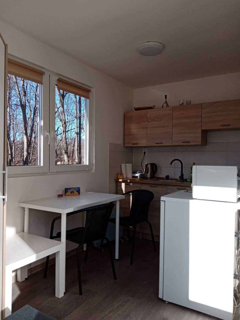 Kuchyňa, Domček pri jazierku, Ábelová