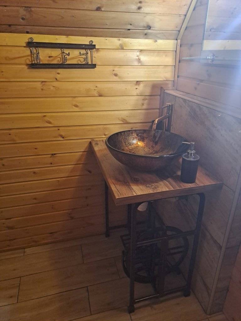 Samostatná toaleta, Chata Florián, Podhájska