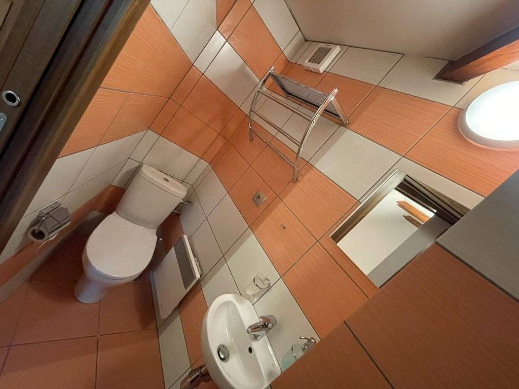 Kúpeľňa s toaletou, Apartmán mezonet Donovaly Plesnivec, Donovaly