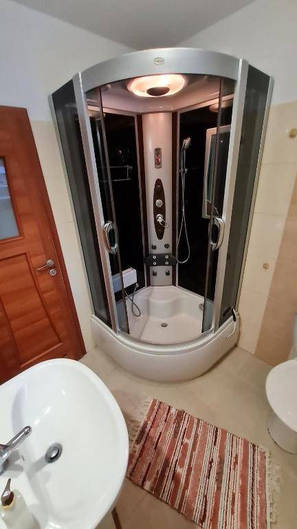 Kúpeľňa s toaletou, Domček u babky, Liptovský Mikuláš