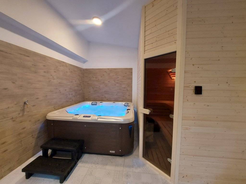 Wellness, Chalúpka ADA Kubínska hoľa, Dolný Kubín