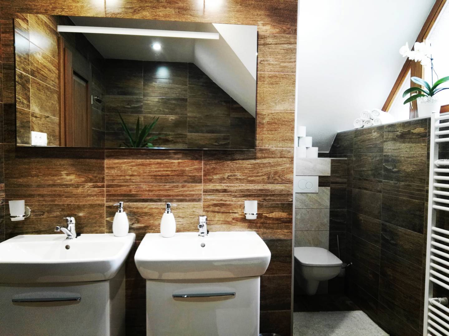 Kúpeľňa s toaletou, Chata Lucka, Mýto pod Ďumbierom