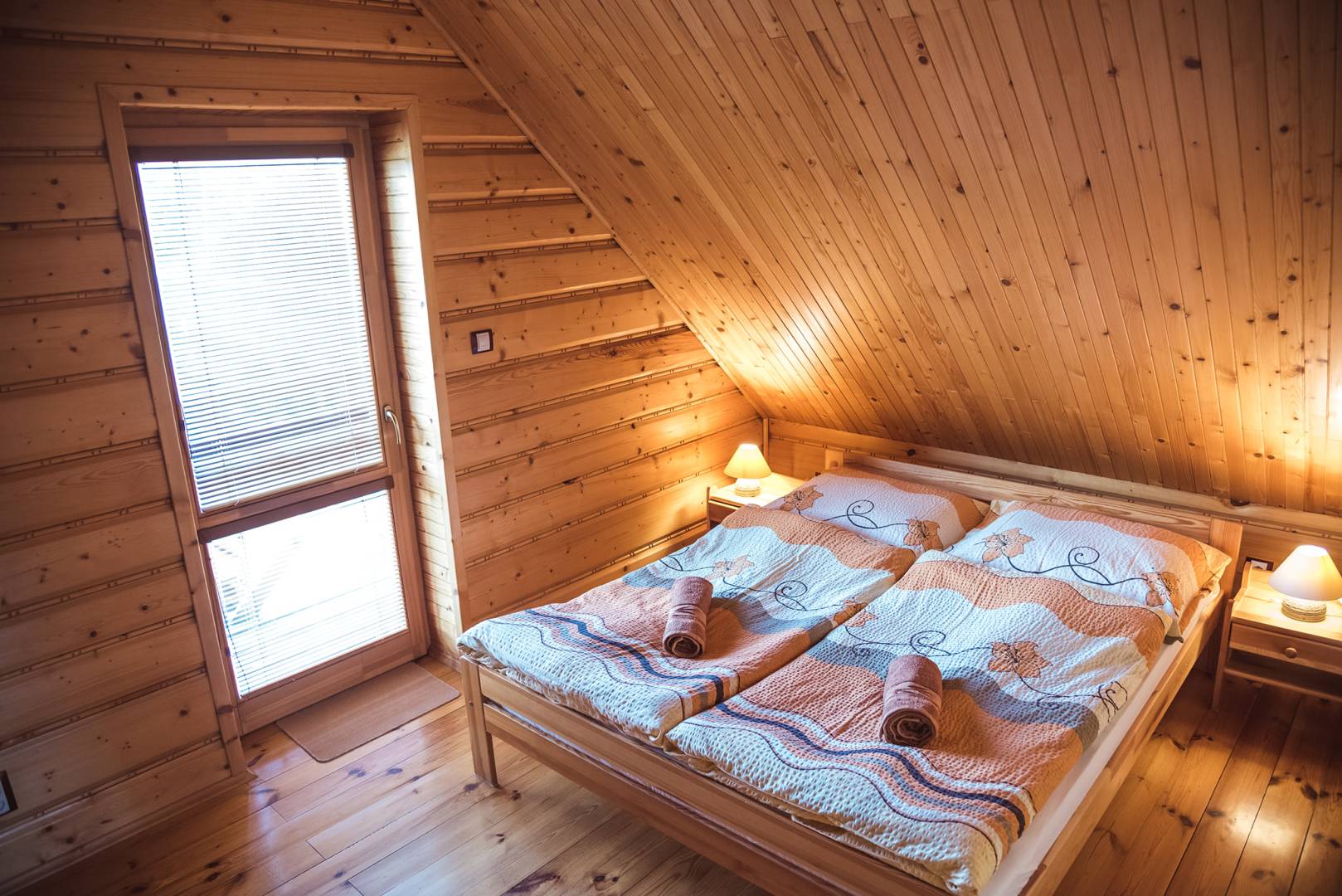 Spálňa, Drevenica pod Troma Korunami, Červený Kláštor