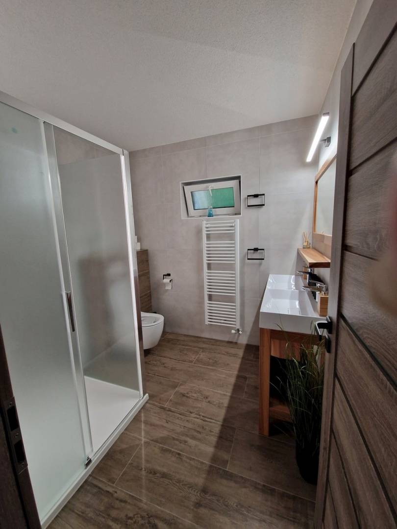 Kúpeľňa s toaletou, Chata Viktória, Demänovská Dolina