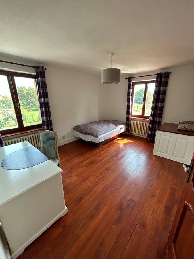 Spálňa, Mezonet XXX, Vajkovce