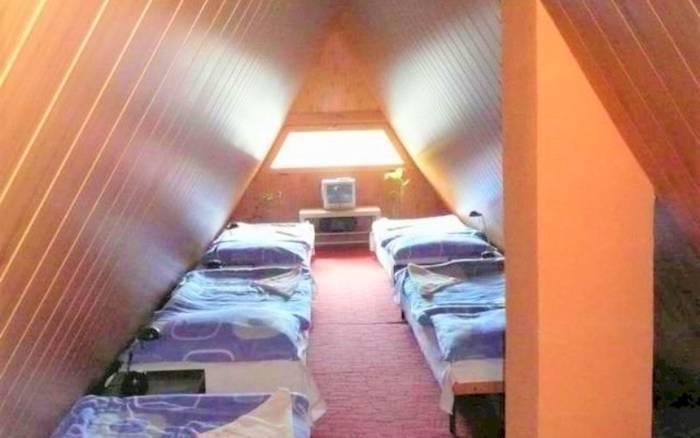 Spálňa, Chata Biele dráhy, Ladzany