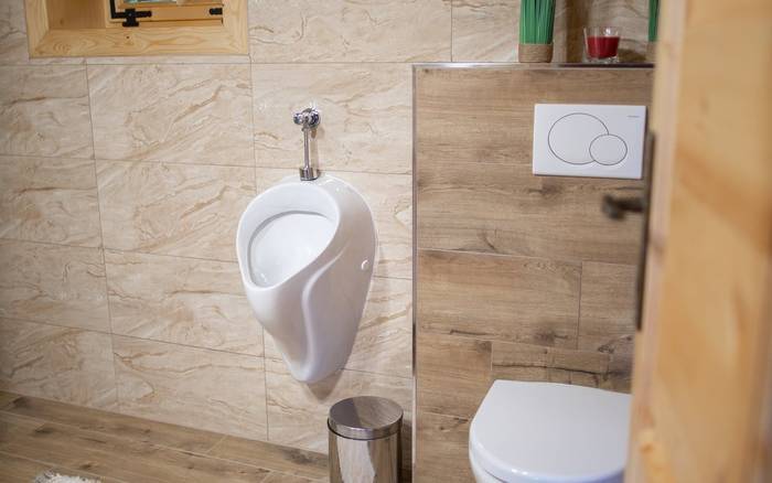 Kúpeľňa s toaletou, Chata Mirec, Námestovo