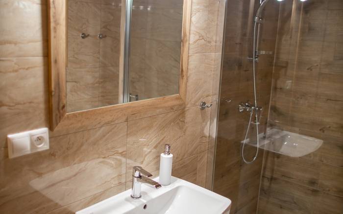 Kúpeľňa bez toalety, Chata Mirec, Námestovo