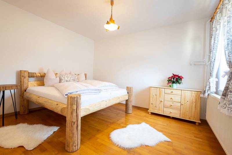 Dvojlôžková izba s manželskou posteľou a 1 prístelkou, Oravienka Biely Potok, Oravský Biely Potok