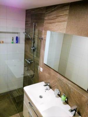 Kúpelňa s toaletou, Apartmán A404 LAGEMA, Vysoké Tatry