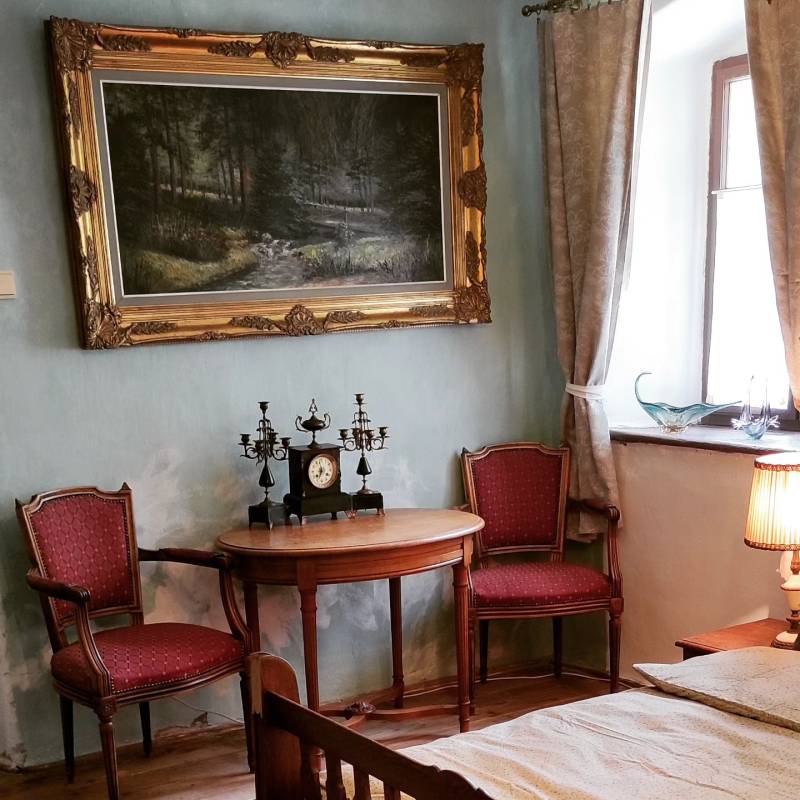 Sedenie v spálni, Historic housing Štiavnické Bane, Štiavnické Bane