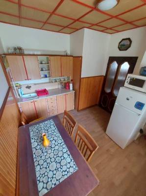 Plne vybavená kuchyňa s jedálenským sedením, Chata u Jeleňa, Oščadnica