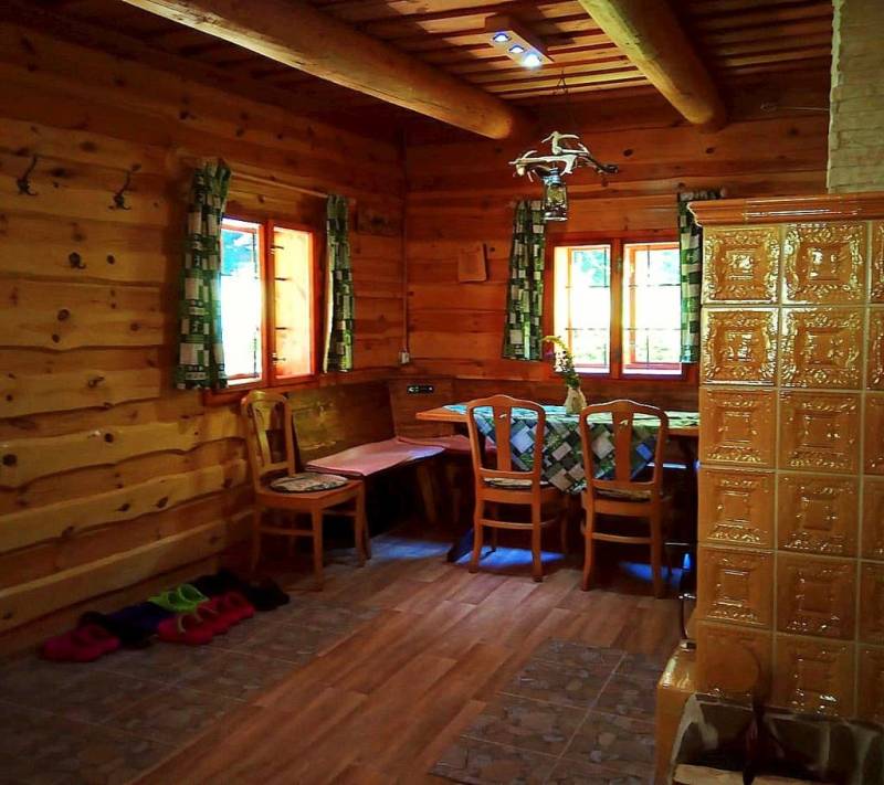 Obývačka so sedením, Chata Koniarka, Turčianske Jaseno