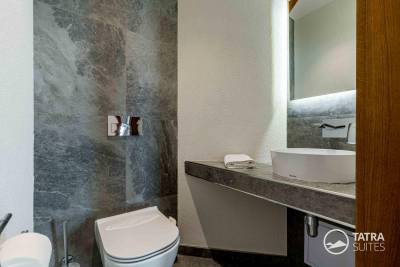 Samostatná toaleta, TATRA SUITES, Vila Himalaya - Senior suite 201, Vysoké Tatry