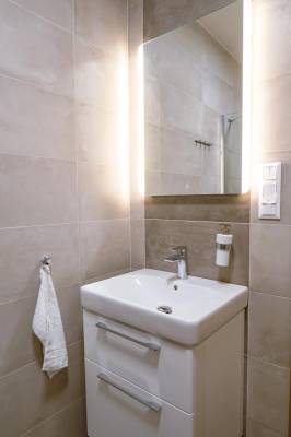 Kúpeľňa so sprchovým kútom a toaletou, AC Štúdio Bernard 1.3, Vysoké Tatry