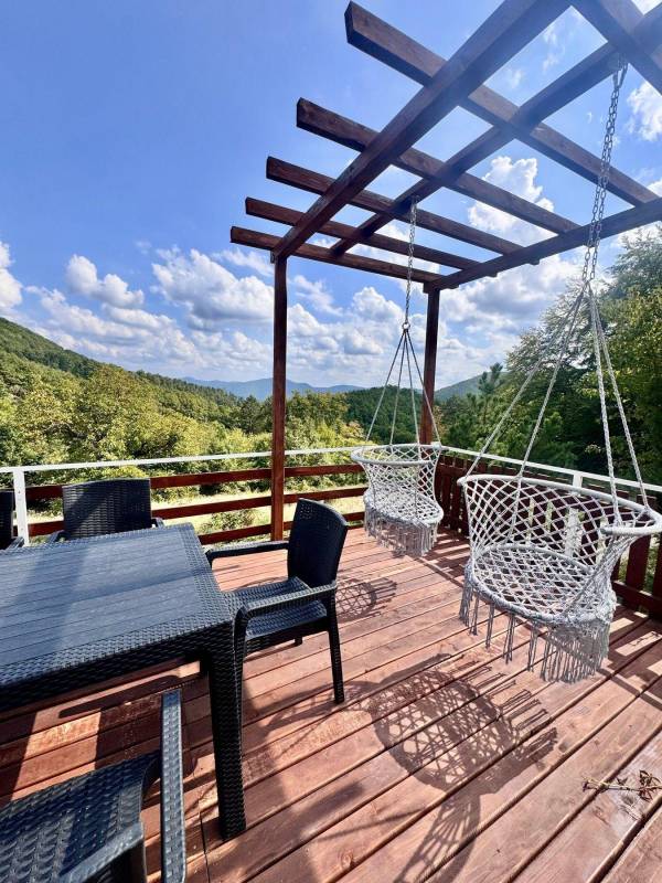 Terasa so sedením a výhĺadom, Chata pod Horou - Nová Baňa, Nová Baňa