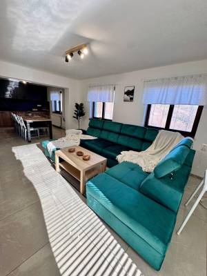 Obývacia miestnosť, Chata pod Horou - Nová Baňa, Nová Baňa