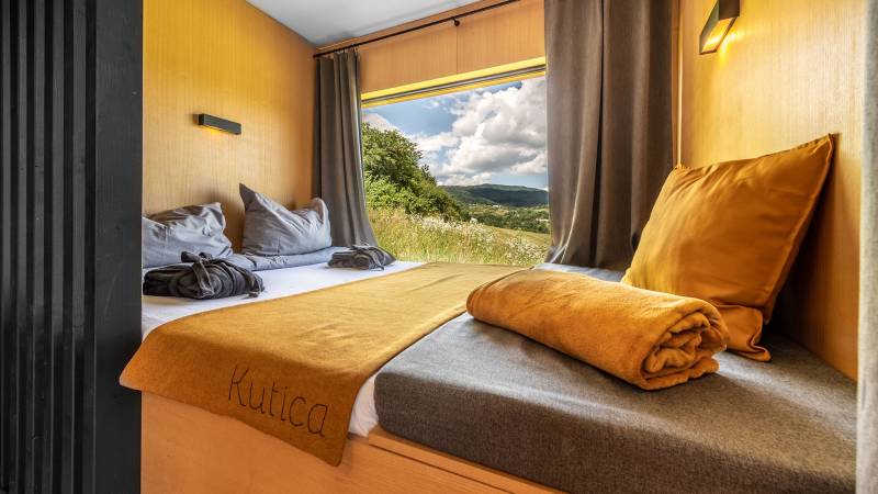 Pohodlná manželská posteľ s výhľadom, Kutica u Lohajov, Nová Baňa