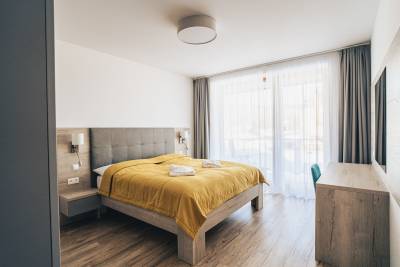 Spálňa s manželskou posteľou, Apartmány Tatry - D313, Vysoké Tatry
