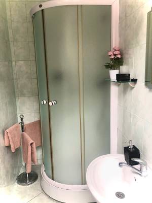 Kúpeľňa so sprchovacím kútom, Villa Lúčky, Lúčky - kúpele, Lúčky