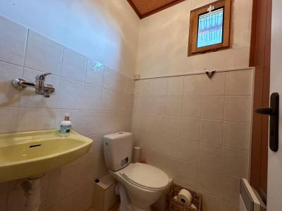 Kúpeľňa s WC, Bungalov v srdci Liptova, Liptovské Matiašovce