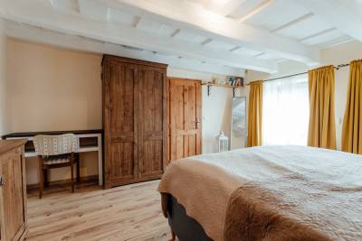 Spálňa s manželskou posteľou, Domček na Staromestskej****, Banská Štiavnica