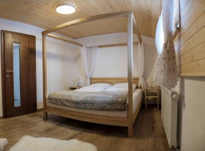 Spálňa s manželskou posteľou, Chata Marguška - u Fera, Oščadnica