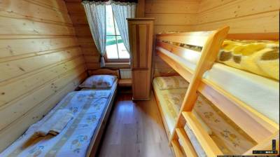 Spálňa s 1-lôžkovou a poschodovou posteľou, Chata Magura, Jezersko