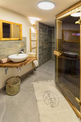 Sauna so sprchovým kútom, Chalupa Tomas, Ždiar
