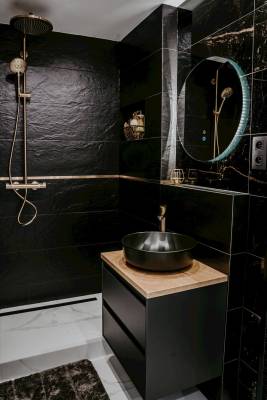 Kúpeľňa so sprchovacím kútom, Apartments A&D, Poprad